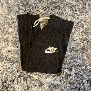NIKE JOGGERS